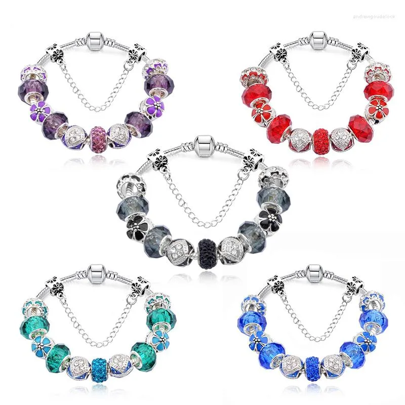 Charm Bracelets E-commerce Explosive Five-leaf Clover Crystal Alloy Ladies Bracelet Hand Jewelry