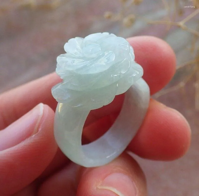 Кластерные кольца Сертифицированы зеленая Бирма естественный a Jade Jadeite Flower Ring USA 7.5