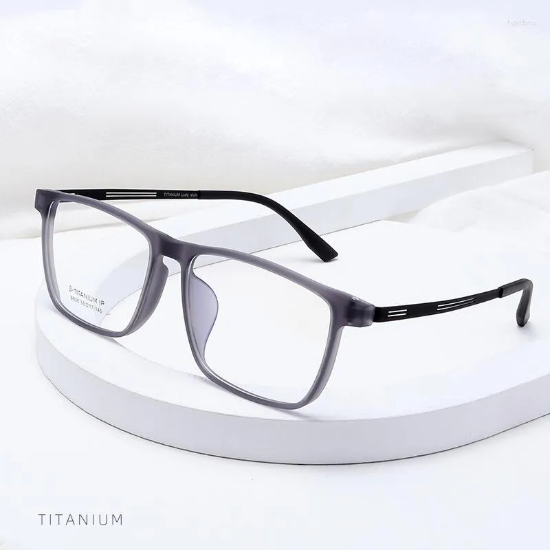 Solglasögon Frames 2023 Fashion Spectacle Ultra Light Pure Titanium Glasögon Optisk recept Ram Luxury Herrglasögon 8908