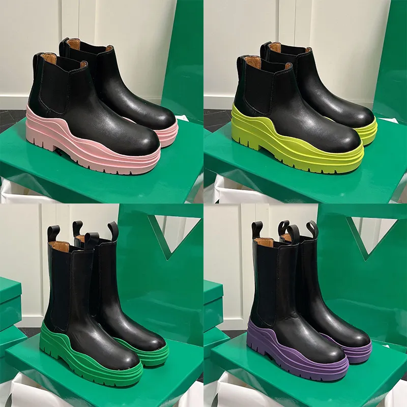 Marque Designer Welly Bottes Bottes de pluie plate-forme design Lettre Ringer mode noir mais bottes longues pour femmes