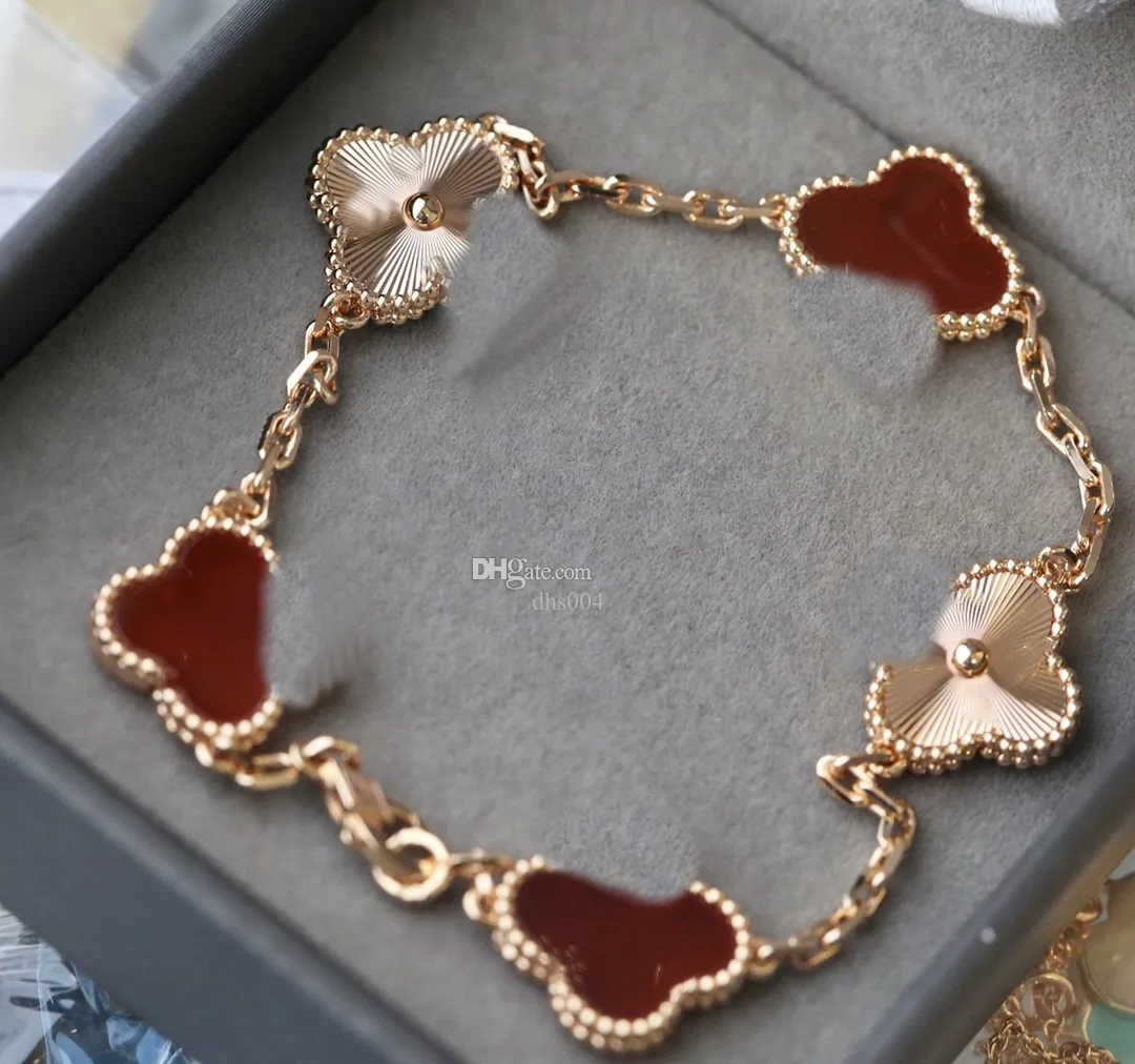 Four leaf shop clover bracelet brand