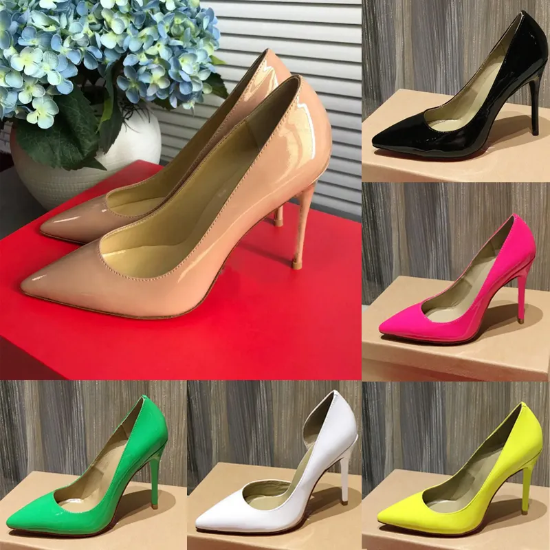Fashion High Heels Women Dress Shoes Rivet Naken Studded Pointed Sandals Banquet Stylist Shoes Party Summer Leather Shoe Stiletto Heel