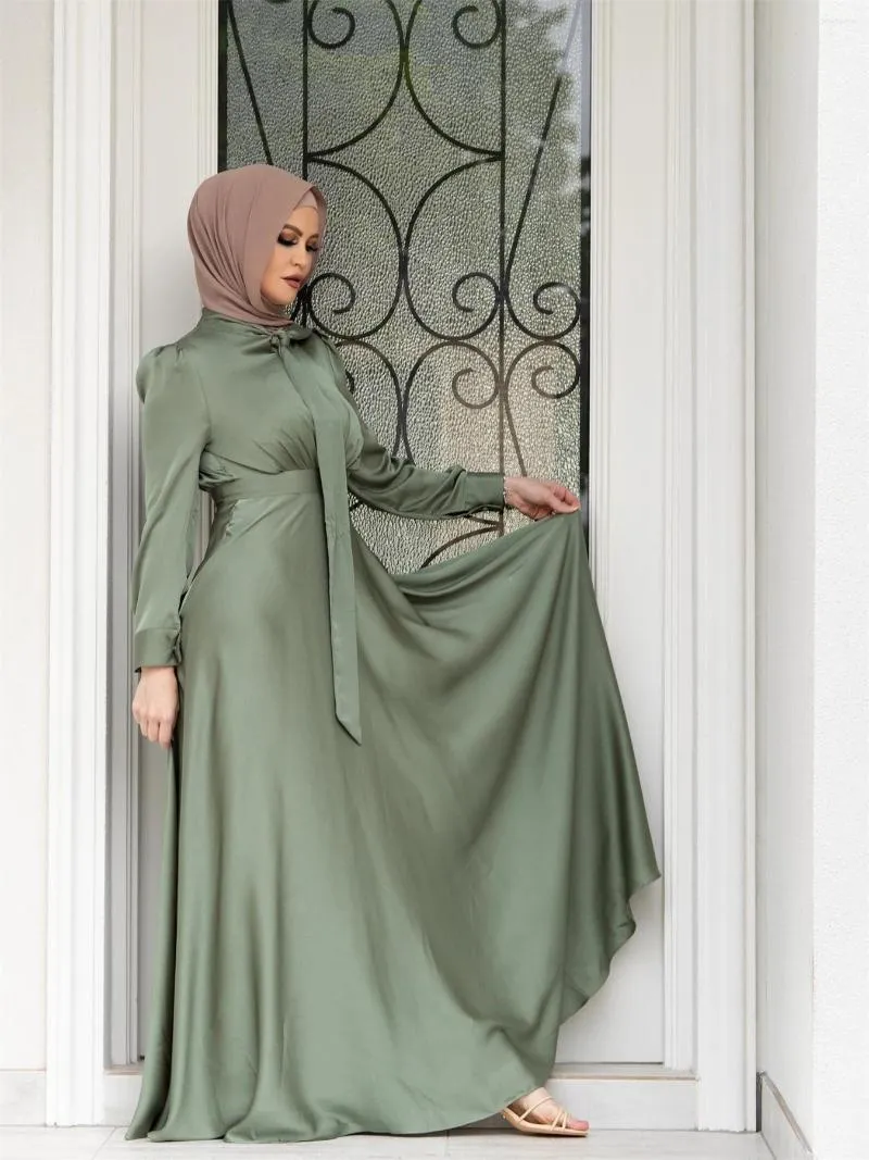 Ropa árabe de mujer elegante hotsell
