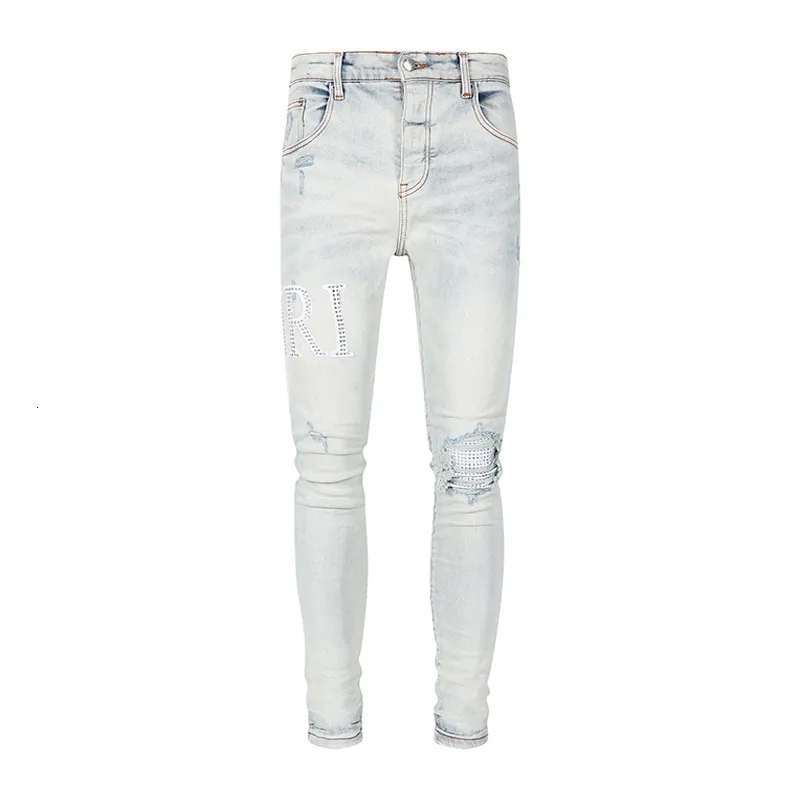 Men S jeans high street mode mannen retro licht blauw stretch skinny fit gescheurde kralen gepatchte ontwerper hiphop merkbroek 230823