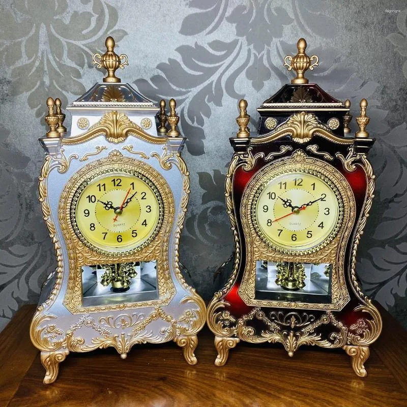 Table Clocks Vintage High-end Clock Silent Scanning Hour Reporting 16 Music Rotating