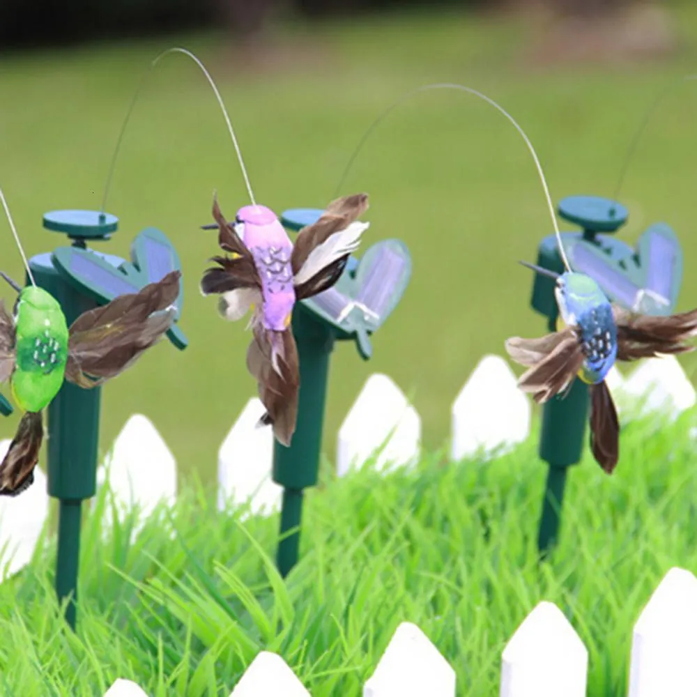 Garden Decorations Artificial Solar Powered Battery Flying Wobble Fluttering Feather Wing Fake Hummingbird Yard Plants Flower Ornament Decor 230822