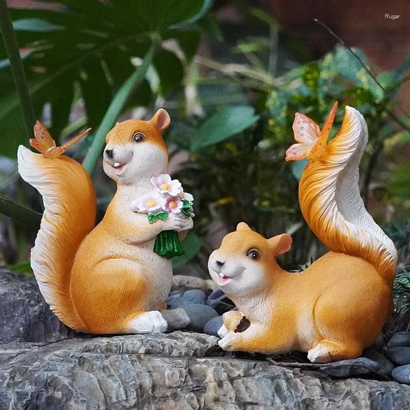 Garden Decorations Resin Solar Animal Statue Ornaments Outdoor Lawn Landscaping Squirrel Night Light Crafts Decoration Accessories