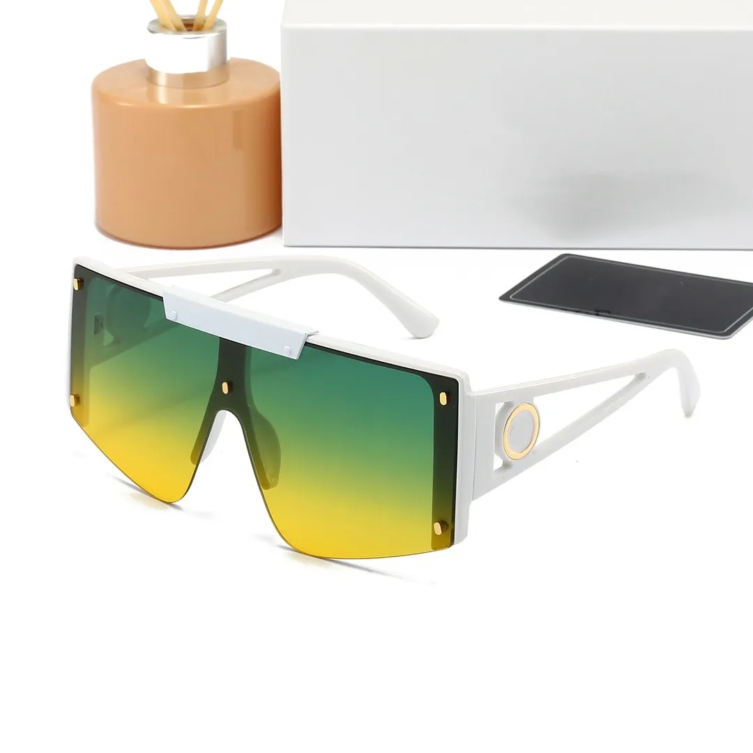 Gli occhiali da sole di design di lusso donne 8521 occhiali da sole in plastica in plastica di moda protezione UV a connessione grande lente senza cornice di alta qualità con un pacchetto