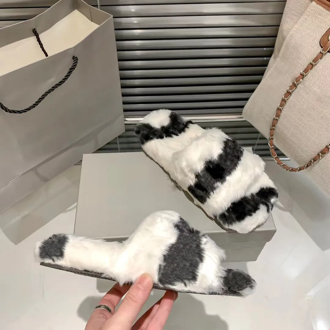 Furry Slide Allover Logo Loafers Paris Women`s Casual Slippers Letter Platform Flat Mule Warm Fur Chaussures Fuzzy scarpe Fabric Dopamine Color Matching