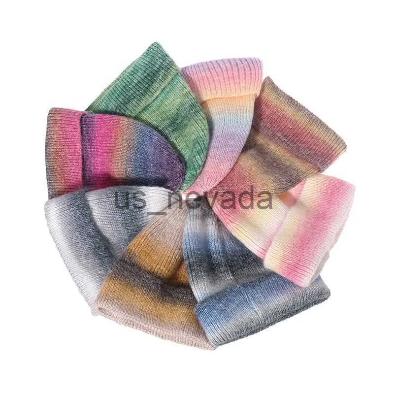 BEANIE/SCHULL CAPS AUTUNGGIA E INVERNA NUOVA TENDENTE MITTUTA IN INVOLTA TERRA PROGATTIVA PRINCATURA CALDO CAPPO RAINBOW FASHITÀ DI FASHIO SATTUA SATTURA J230823