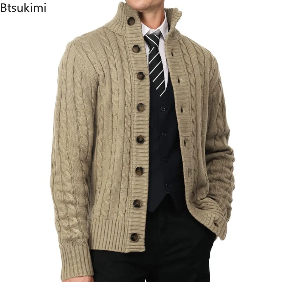 Herrtröjor vintage cardigans män bomullströja långärmad mens stand crage Löst solida knapptoppar Fit Knitting Casual 230822