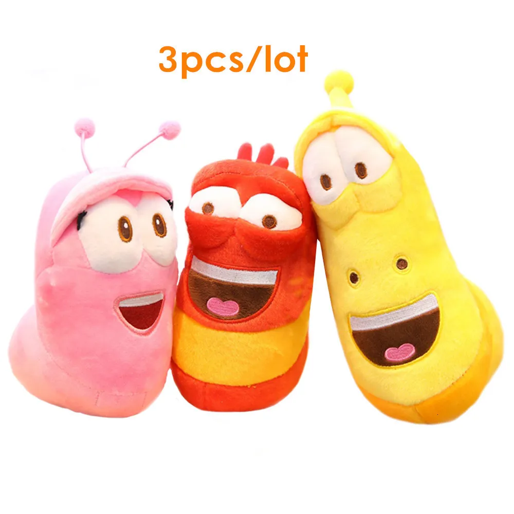 Bambole peluche 3pcslot anime coreano divertente insetto lumaco creativo larva giocattoli peluche carini bambole worm bambole per bambini hobby regalo di compleanno 230822