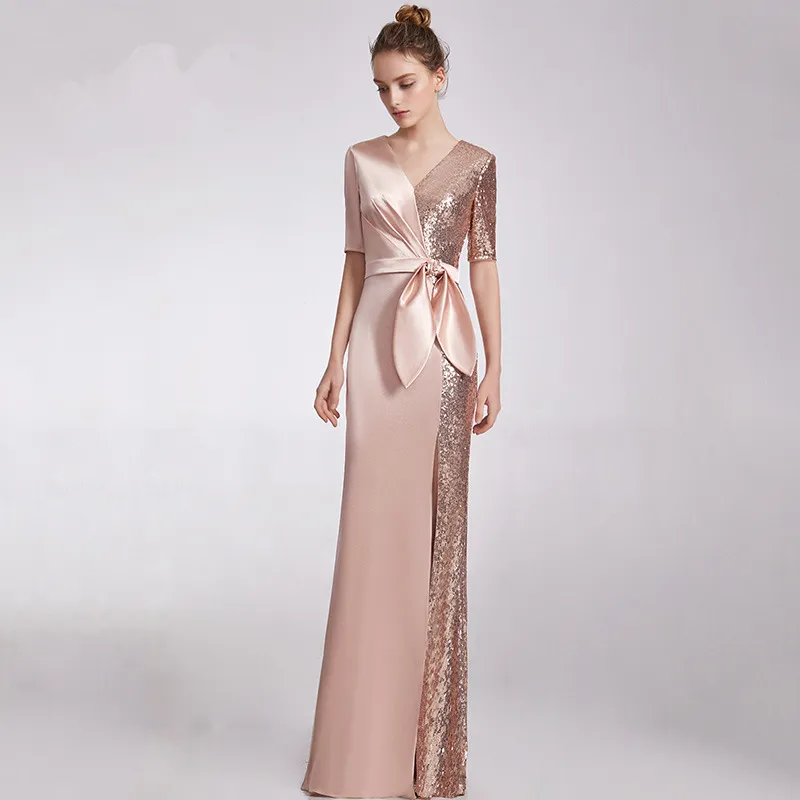 Dubai Arabic Mermaid Mother of the Bride Dresses Rose Gold Plus Size Lace Stain Long Shiny V Neck Long Sleeve Elegant Evening Formal Gowns Lace Formella aftonklänningar