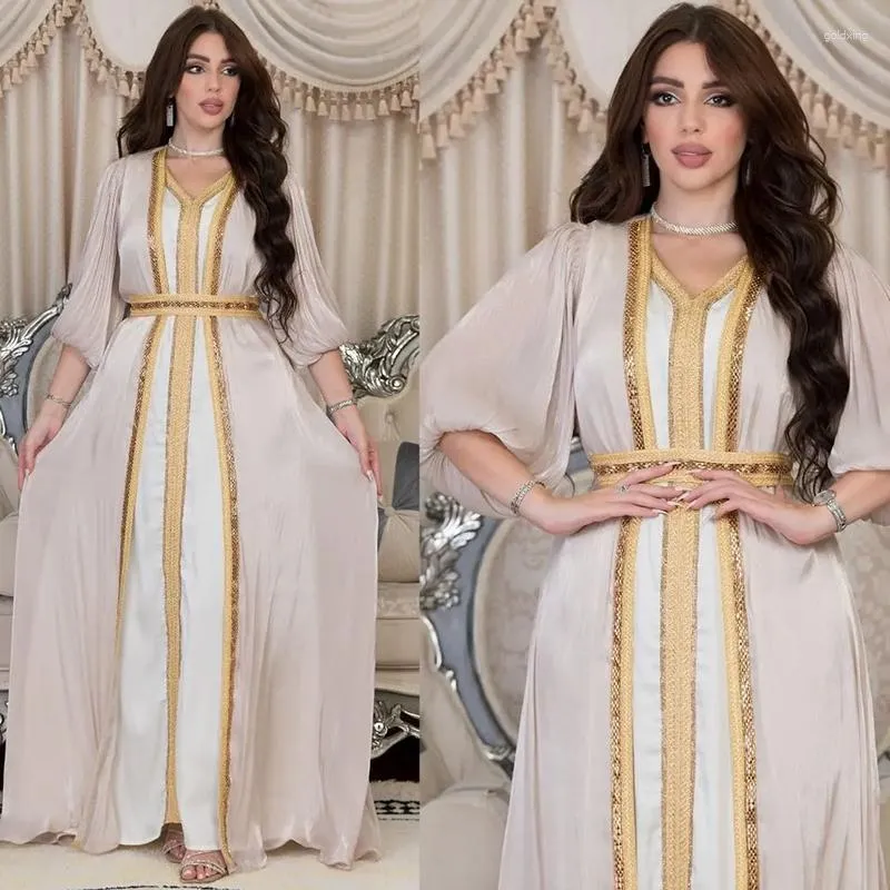 Etniska kläder V-Neck Chiffon Silk Sprinkled Gold Belt Muslim Dress Vestido de Noiva Marockan Caftan Luxury Elegant Abaya Set Ramadan