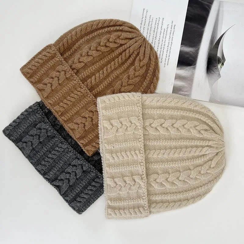 Beretten herfst winter gebreide warme hoeden vrouwen dames massieve kleur haakwol beanie caps buiten winddichte oorbeveiliging schedelcap