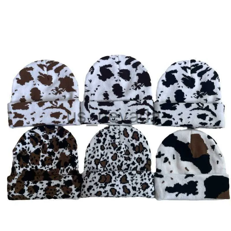 Bonnet/Crâne Casquettes INS Édition Coréenne Automne et Hiver Show Visage Petit Chapeau Chaud Étudiant Mignon Motif Léopard Vache Tricoté Chapeau Chapeau De Laine Net Rouge J230823