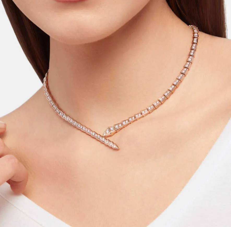 Fashion Brand Chokers Designer Necklace for Women Diamond Inlaid Snake Shaped Design Jewelry Including Box Preferred Gift