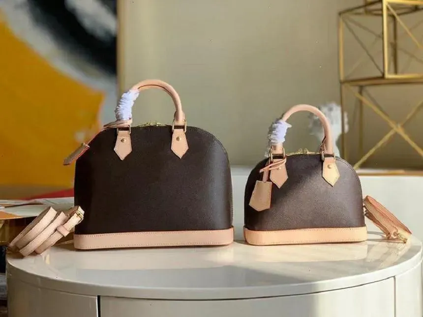 Pastel bucket bag deals