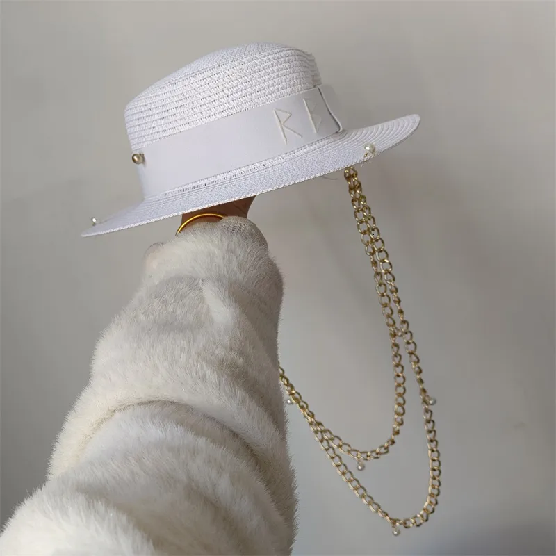 Berets White Straw Hat Pearl Chain Diy Flat Top Sun Korean Elastyczny Wstążka Kolor Candy 230823