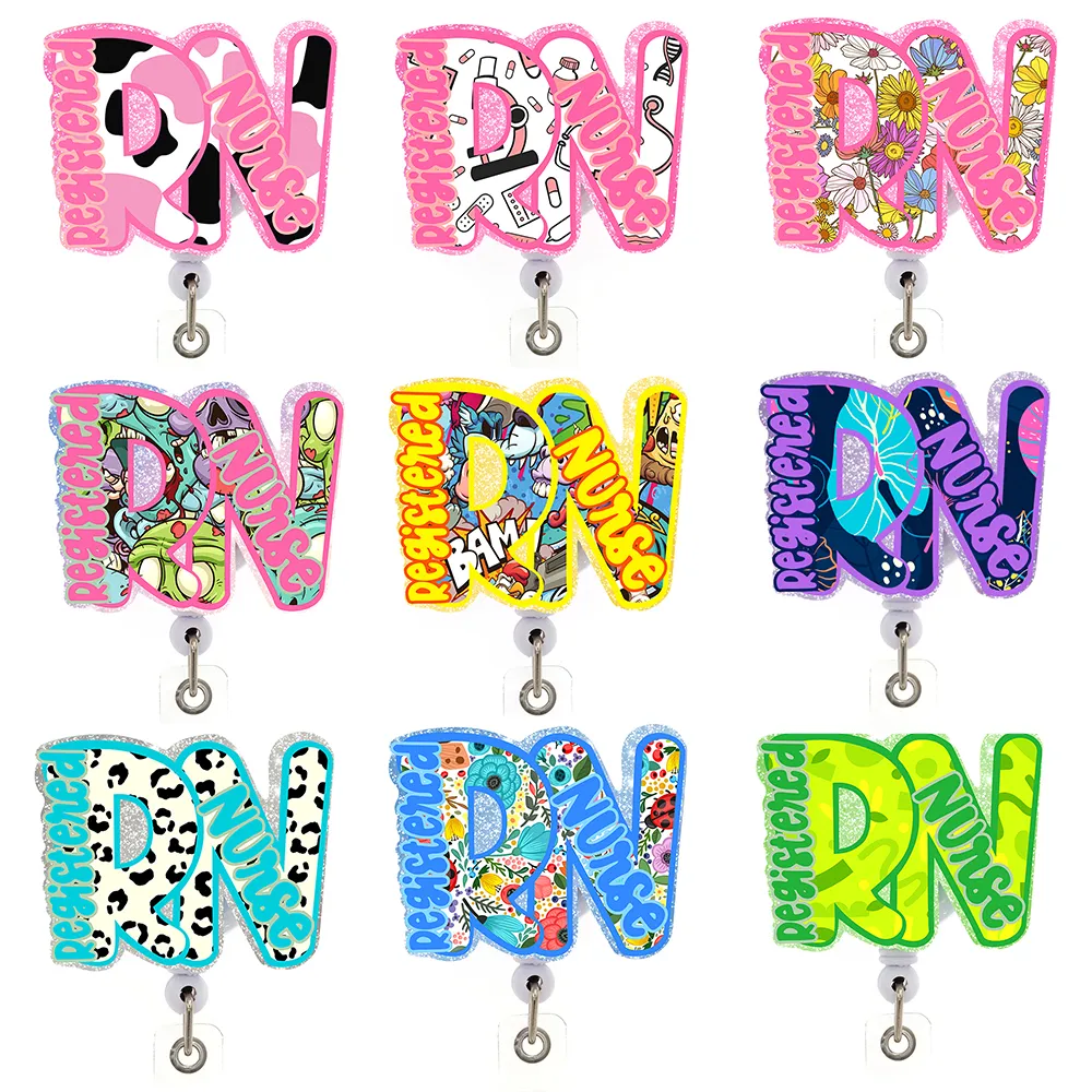 10 PCS/Lot Fashion Key Rings Scrub Life Geregistreerde verpleegkundige Acryl Intrekbare medische RN Badge Holder verpleegkundigen Doctors ID Naam kaart voor accessoires voor gezondheidswerkers