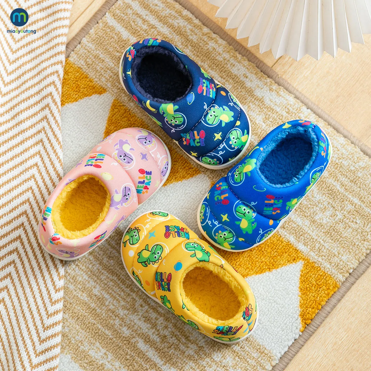 Sandals Kids Prip Shopping For Boys Sapatos Indoor Baby Girl Slides Cotton Casa de inverno quente Crianças Non Slip Miaoyoung 230823