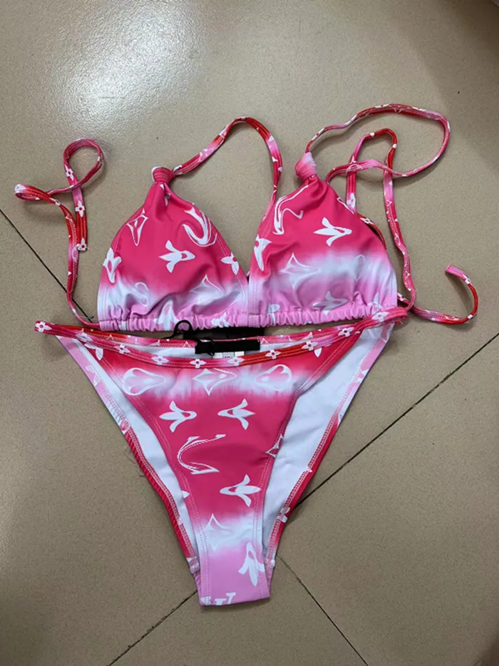 Femmes Bikinis Set Bur Sexy Sangle Claire Forme Maillots De Bain Designers Dames Maillot De Bain Mode Vêtements De Plage Vêtements D'été Femmes Maillots De Bain Biquini # 225