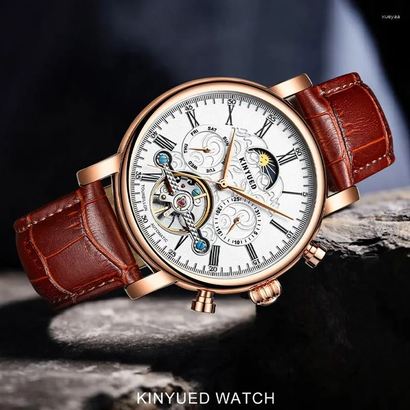 ساعة معصم Kinyued Men Tourbillon ساعات الساعات الأوتوماتيكية لساعة المعصم الميكانيكية ساعة القمر مرحلة الجلود غير الرسمية على مدار الساعة