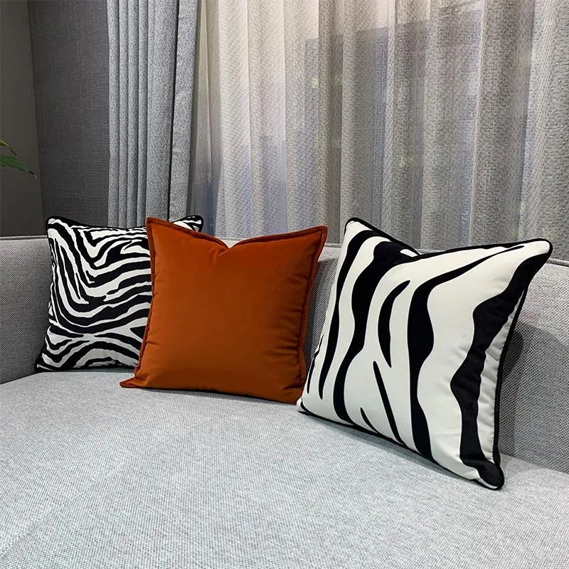 Pillow Sofa White S Living Room Stripes Antiwrinkle Office Chair Zebra Personalized Cojines Home Decorations Minimalist