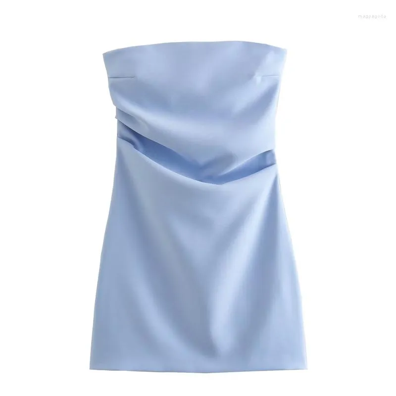 Lässige Kleider 2023 Summer Tube Top Kleid im kurzen Stil sexy gerade Kragen schlanker Falten -Hüftrock Mode Mini