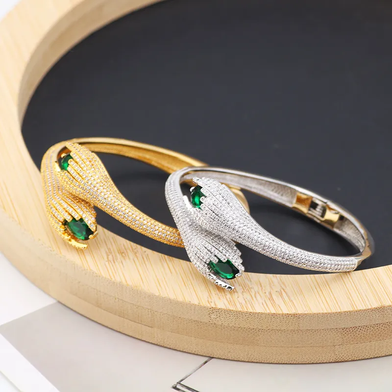18K Gold Plated Diamond Snake Snake Bracelet For Women Unisex Luxury  Jewelry For Birthday, Wedding, And Party From Elegantmaria, $30.65