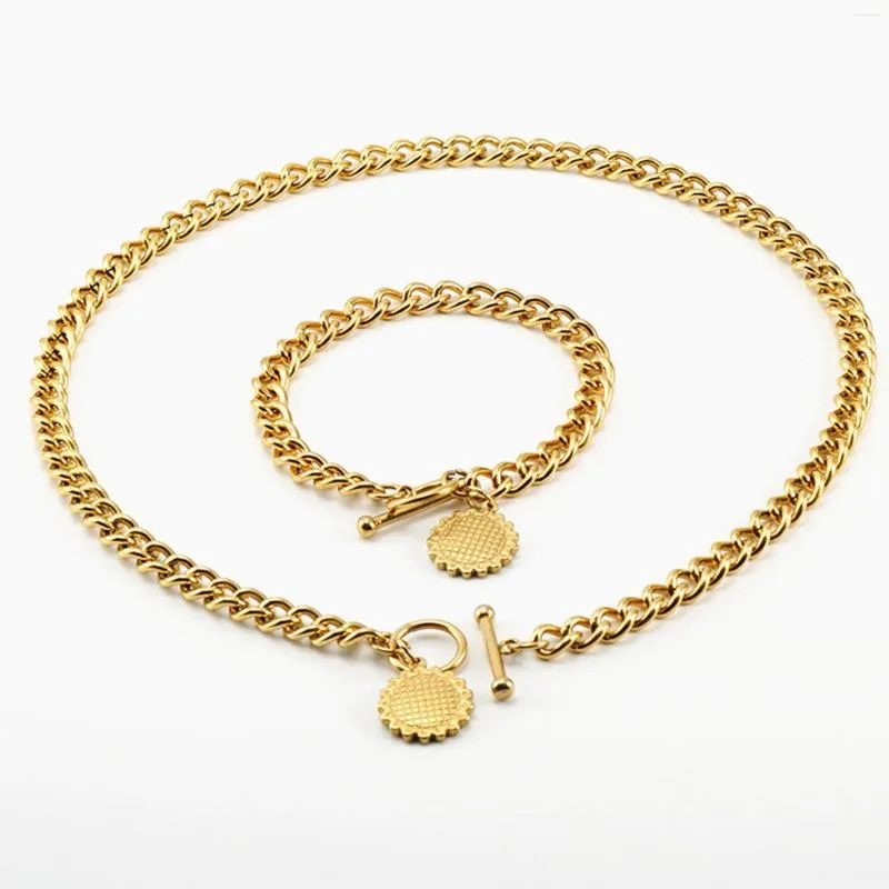 Chains Stainless Steel Ot Clasp Cuban Chain Necklace For Men 18K Gold Colored Stylish Hip Hop Bracelet Women