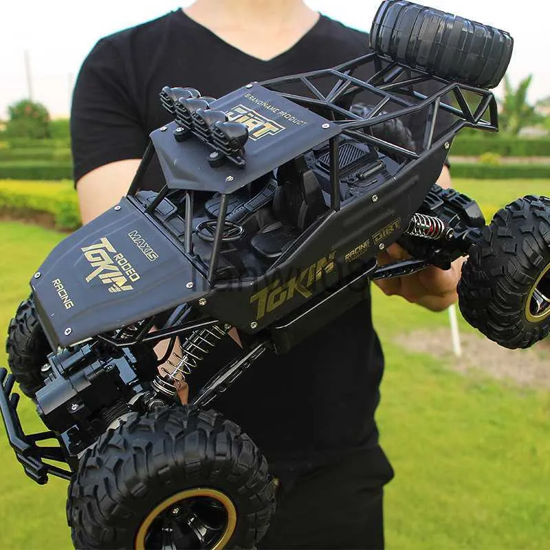 電気/RCカービッグカロ112 4WD RC CAR 2737CM 24Gリモートコントロールボートおもちゃバギー高速車オフロードトラックおもちゃのお子様ギフトX0824