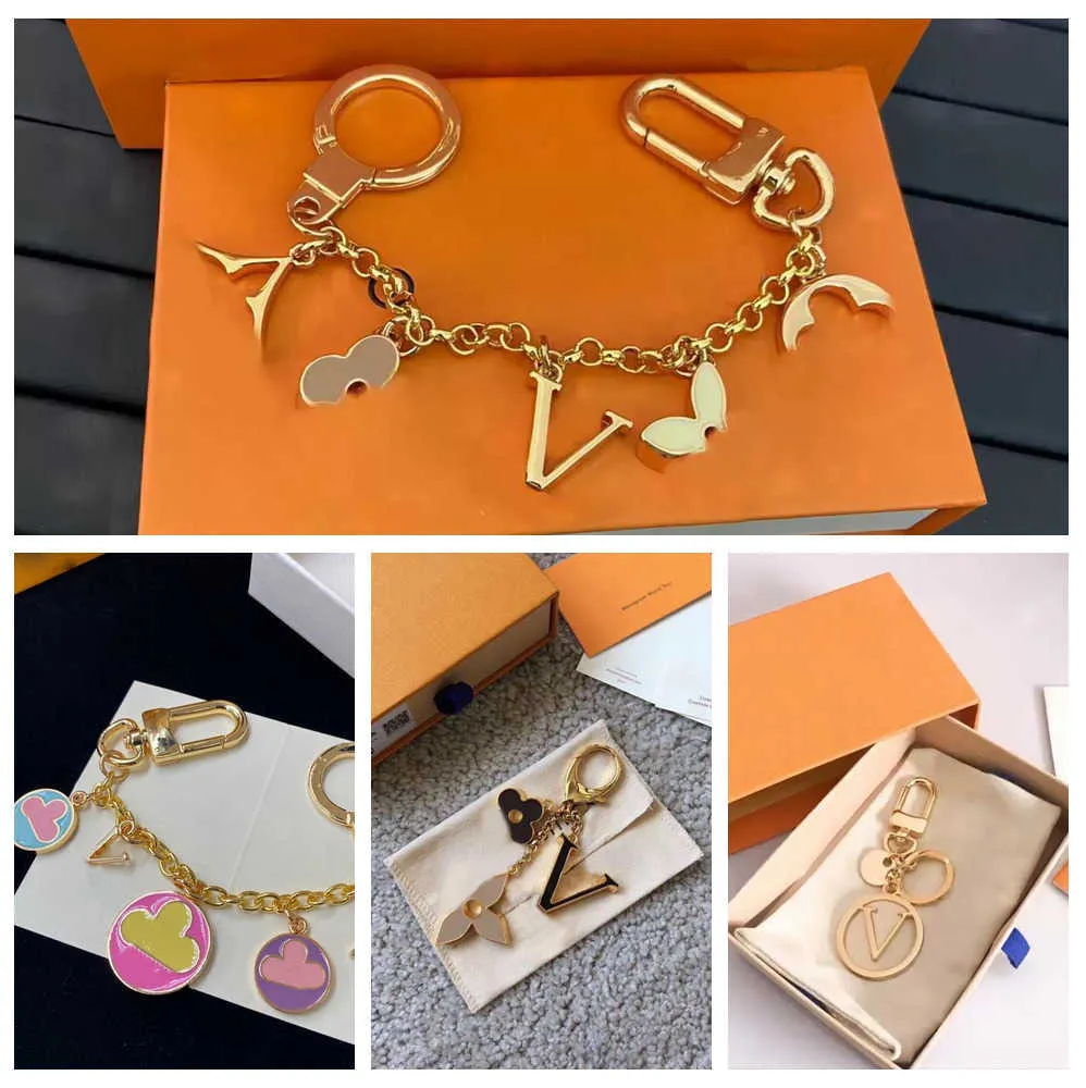 Luxe ontwerpers Keychains Letters With Diamonds Top Car Key Chain Women Buckle sieraden sleutelhangers hangerse voortreffelijke cadeau
