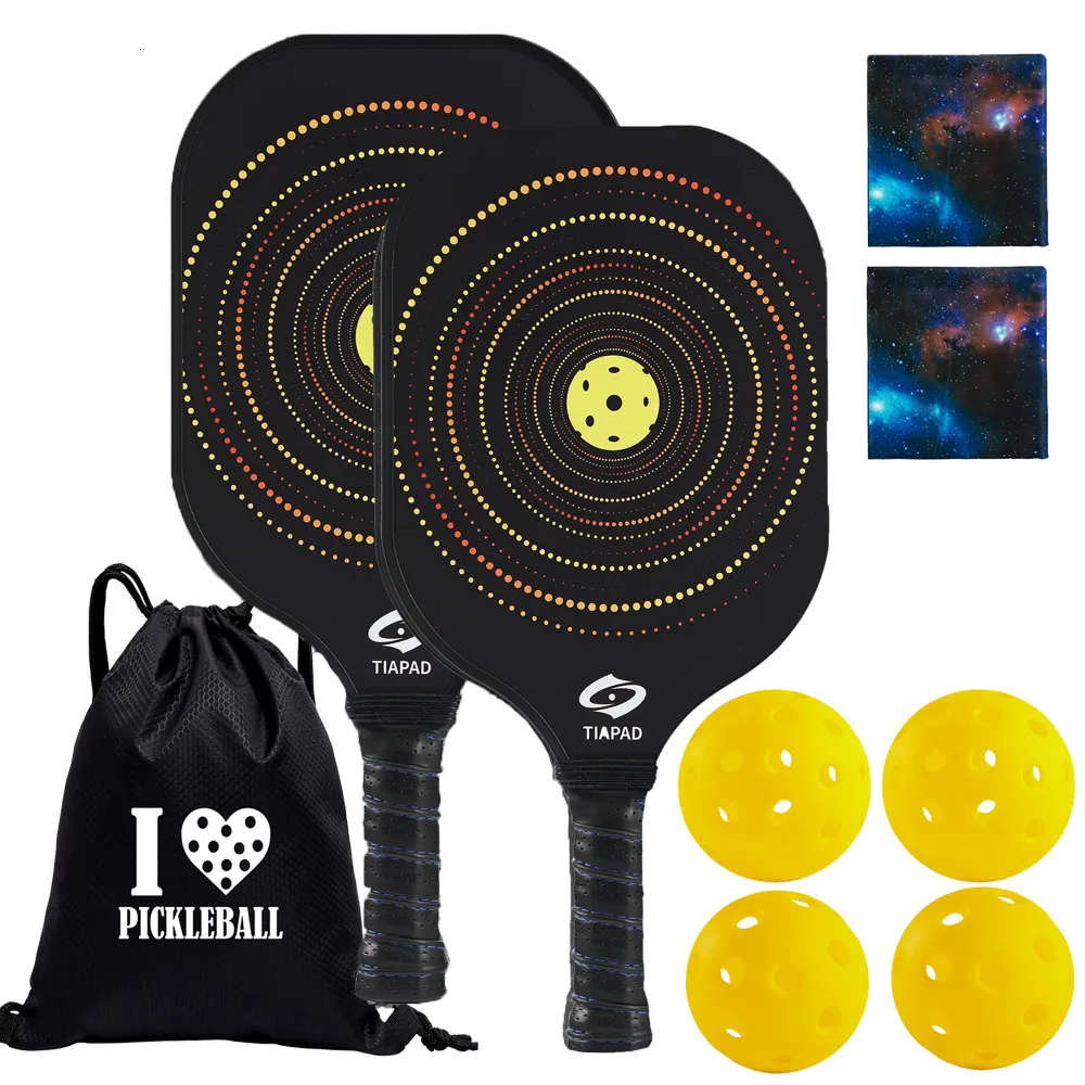 Squashschläger TIAPAD Fiberglas Pickleball Set mit 2 Pickleball-Paddeln Outdoor-Indoor-Bällen Nahtloser Schal Tragetasche Schläger 230824