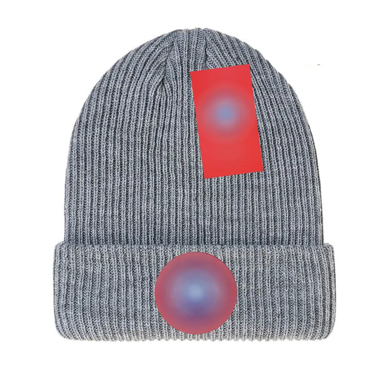 Designer Beanie Luxury Beanie Temperament Versatile Knitted Hat Warm Design Hat Alphabet Design Christmas Present Good