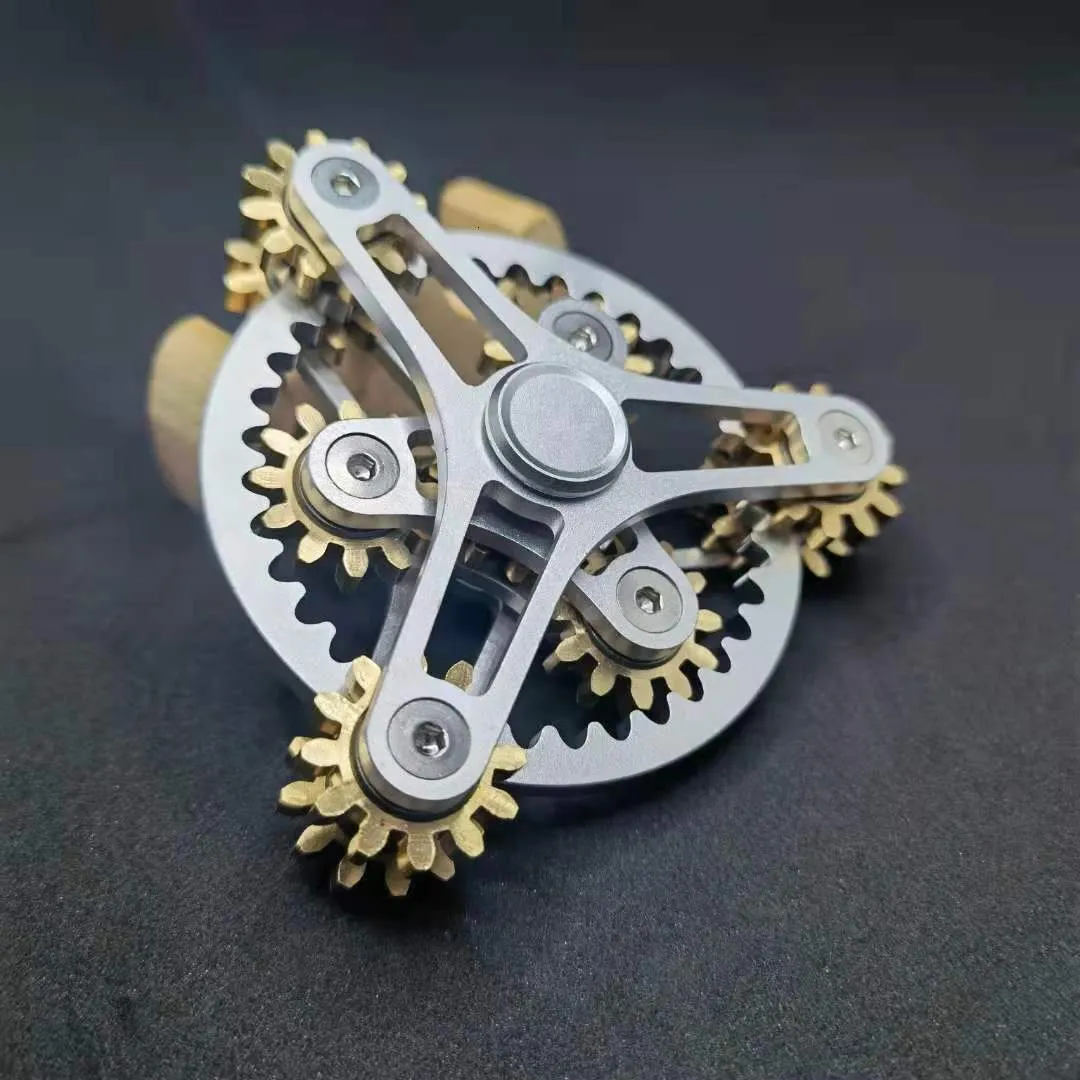 Spinning Top 1PC Delicateness Gear Hand Spinner All Copper Fidget Spinner Nine Teeth Linkage Edc Metal Alloy Spinner Focus Toys Stress Relief 230818