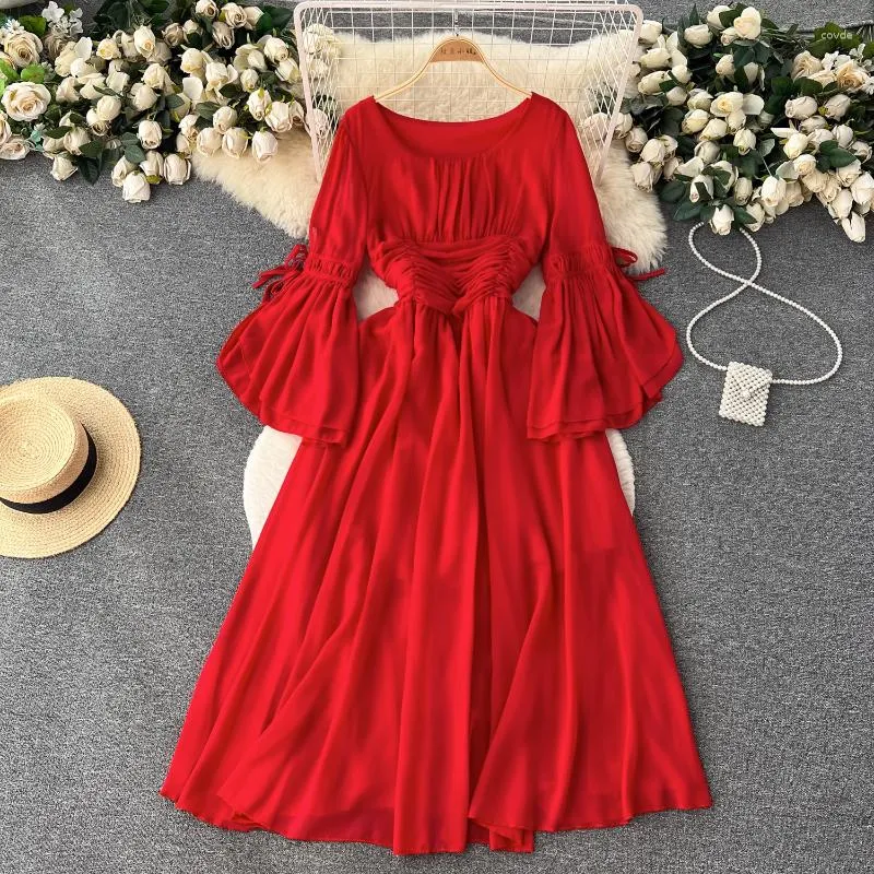 Robes décontractées Chic pour les femmes Plis O-Cou Robes Femenino Élégant Vintage Style Français Robe d'été Volants Lanterne Manches Dropship