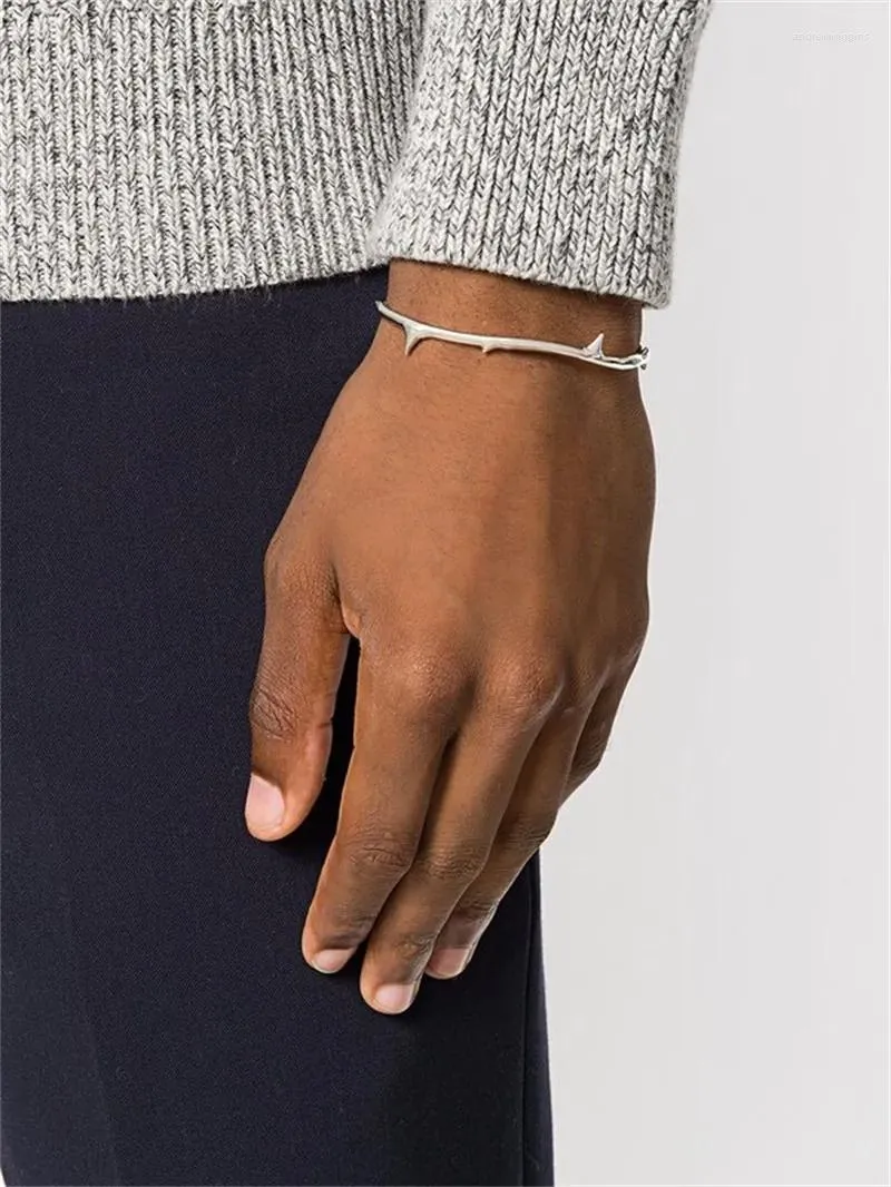 Rose thorn bracelet discount