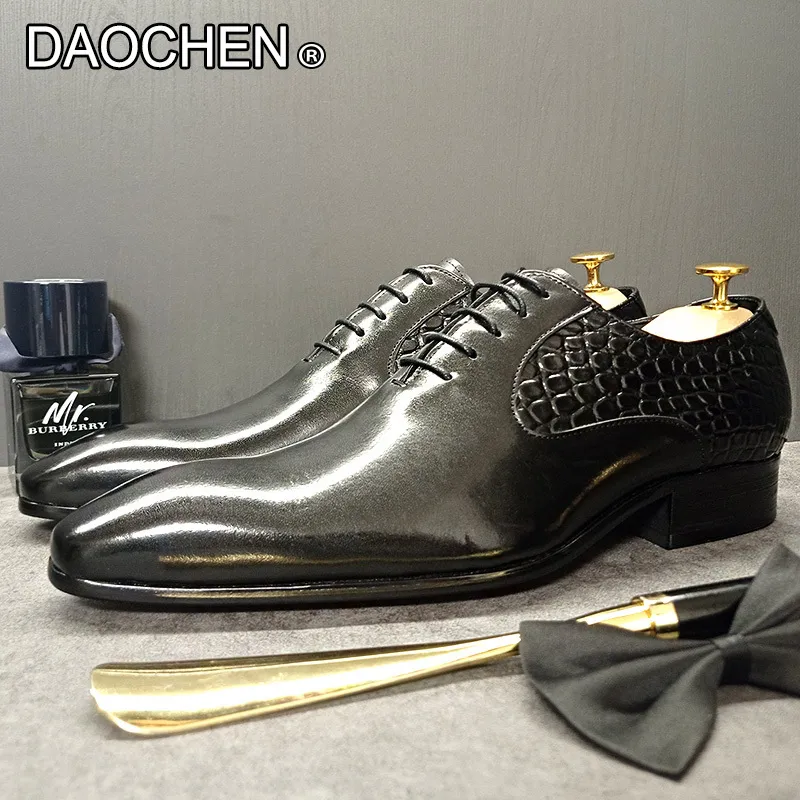 Kleding schoenen elegante mannen lederen schoenen zwart witte slanghuid prints mannen kleding schoenen veter puntig polijsten oxford schoenen voor mannen 230823