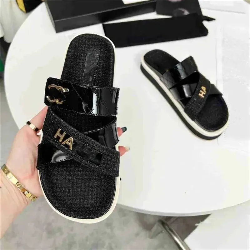 Chanei Luxury Womens Designer neue Sandalen Flat Slipper Schuhe Mode vielseitige Kreuzgurt Beach Schuhe Einfach und komfortable Größe35-40