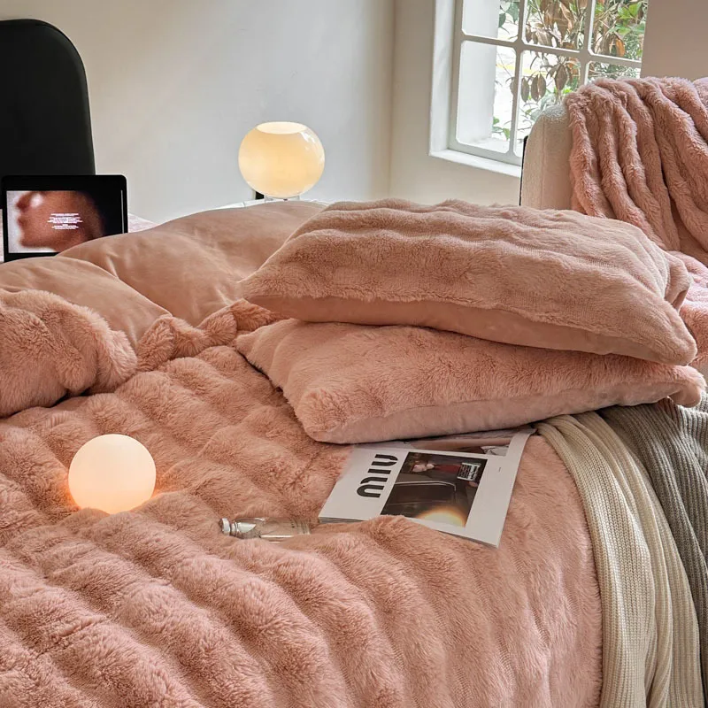 Soft And Warm Faux Rabbit Fur Velvet Fleece Plush Fluffy Comforter