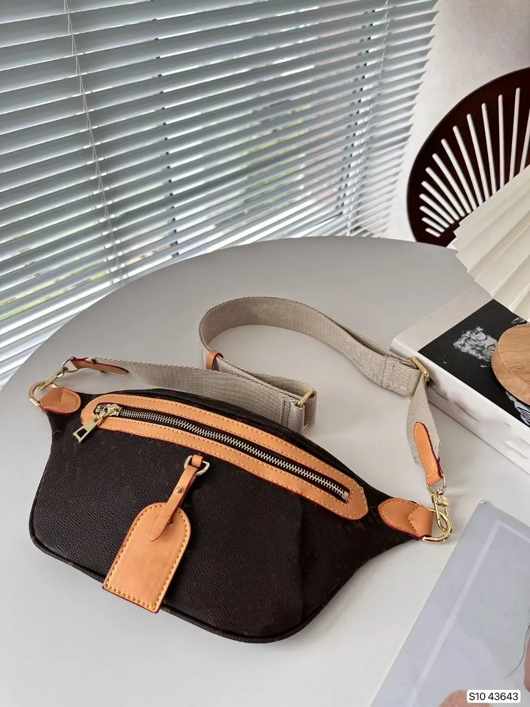 belt bag designer fanny pack Luxury leather Waist bag Unisex Men Floral handbags