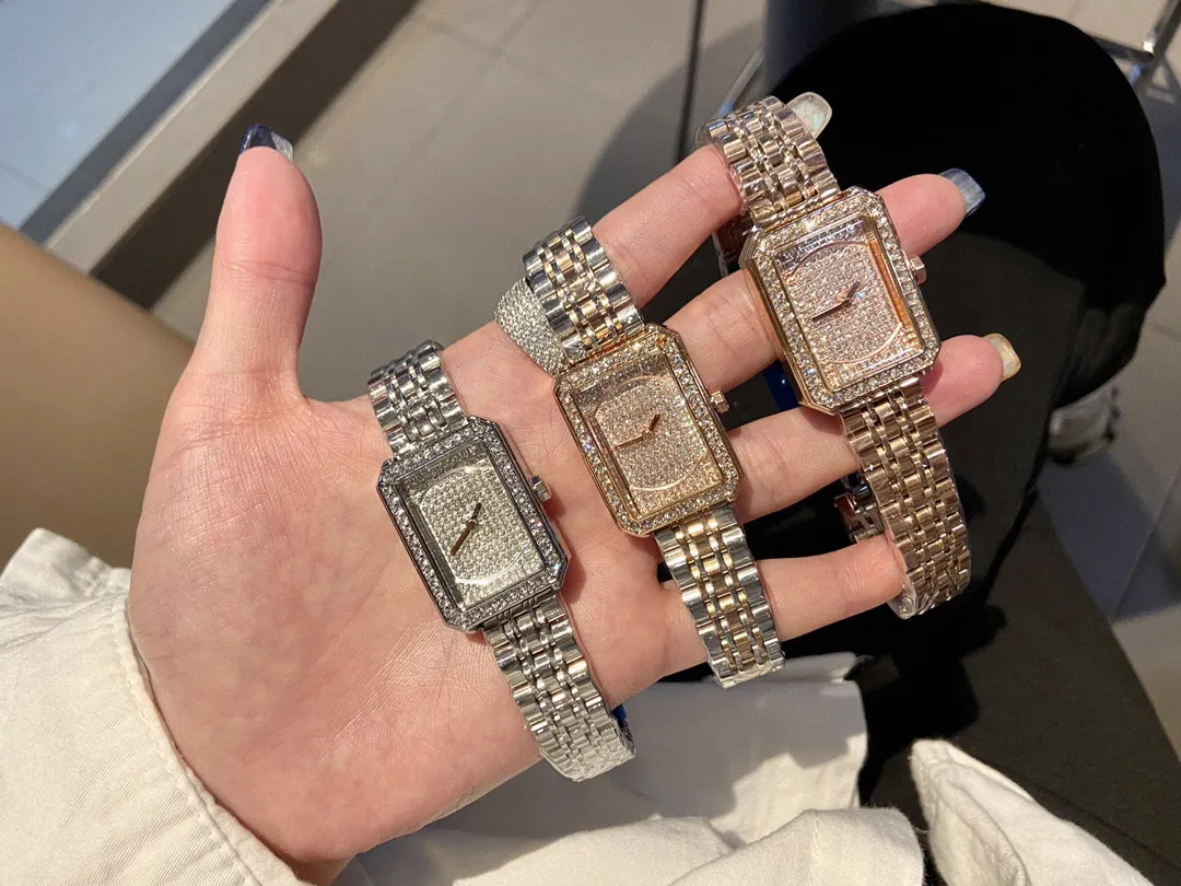 Ny klassisk designer titta på kvinnors mode enkla klockor diamant fyrkant full rostfritt stål kvinnor guld silver färg söta armbandsur c251