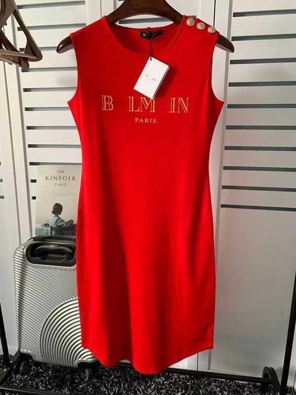 Vestido de algodão de comprimento médio Balman Vestido de saia de uma etapa de um passo de uma etapa de letra de letra de tanque de tanque feminino de tanque feminino