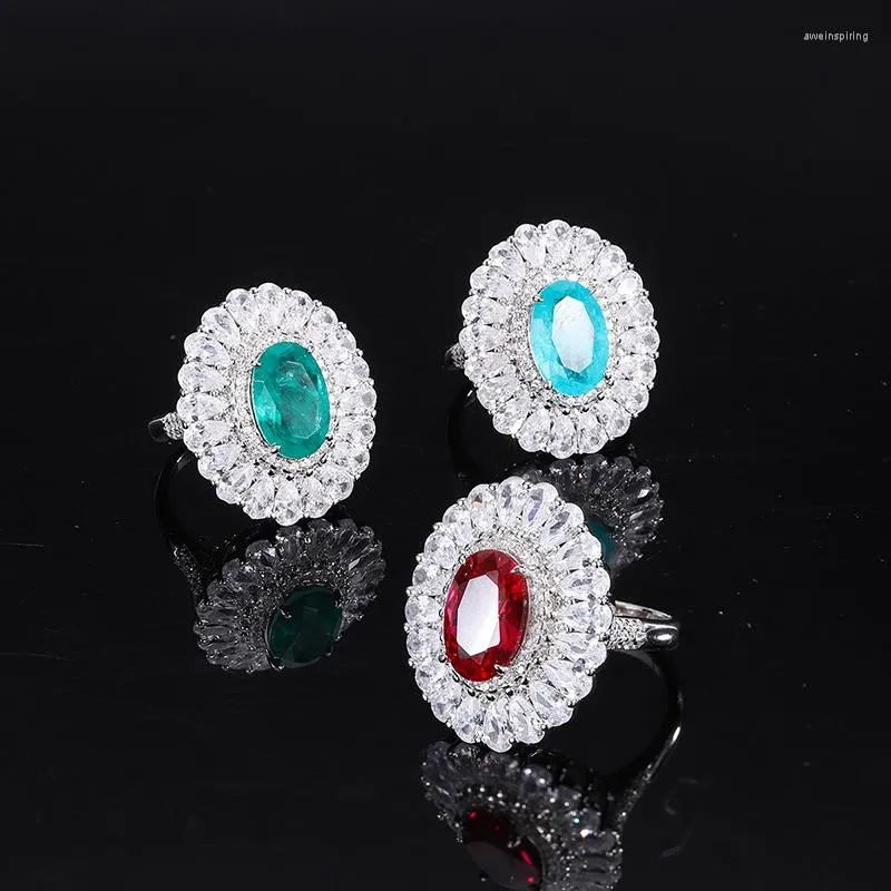Cluster Rings S925 по всему серебряному тиктоку, продавая женские модные цветные тип сокровищ с помощью нижней руки, инкрустированной алмазной формы 8