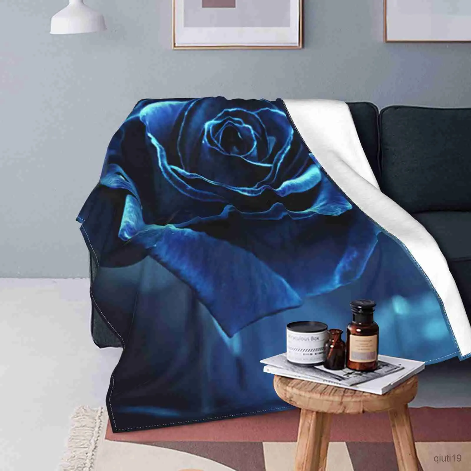 Blankets Colourful Rose Blue Yellow Red Purple Flowers Flannel Throw Blanket Warm Lightweight King Size for Bed Sofa Couch Blanket R230824