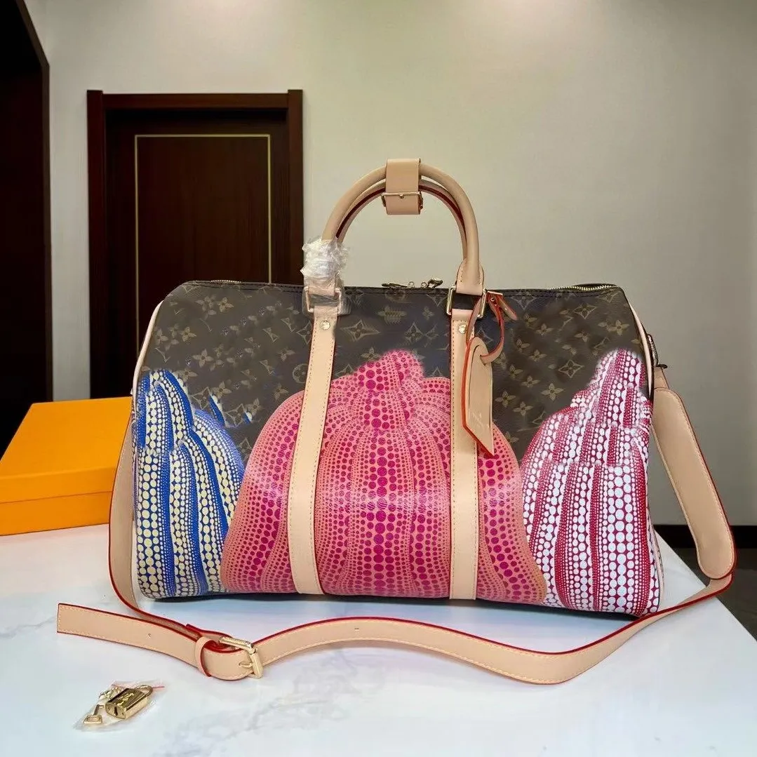 Novo designer duffle bag masculino keepall viagem moda de alta qualidade luxo bagagem bolsa de viagem bolsa de couro grande capacidade bagagem de mão 45 cm 50cm saindo