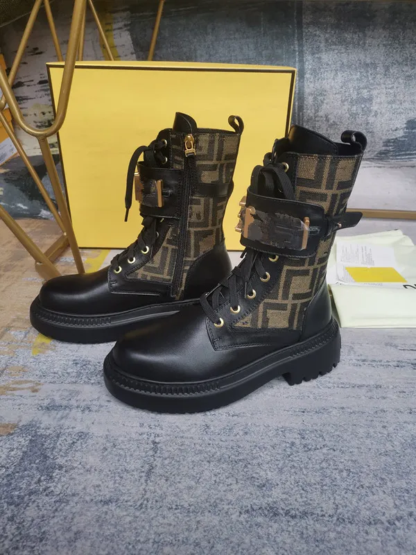 Designer Monolith Boots Women Women Tornozelo Bota Genuína Couro de Couro de Cowhide CloudBust Thunder Shoes Militares 0822