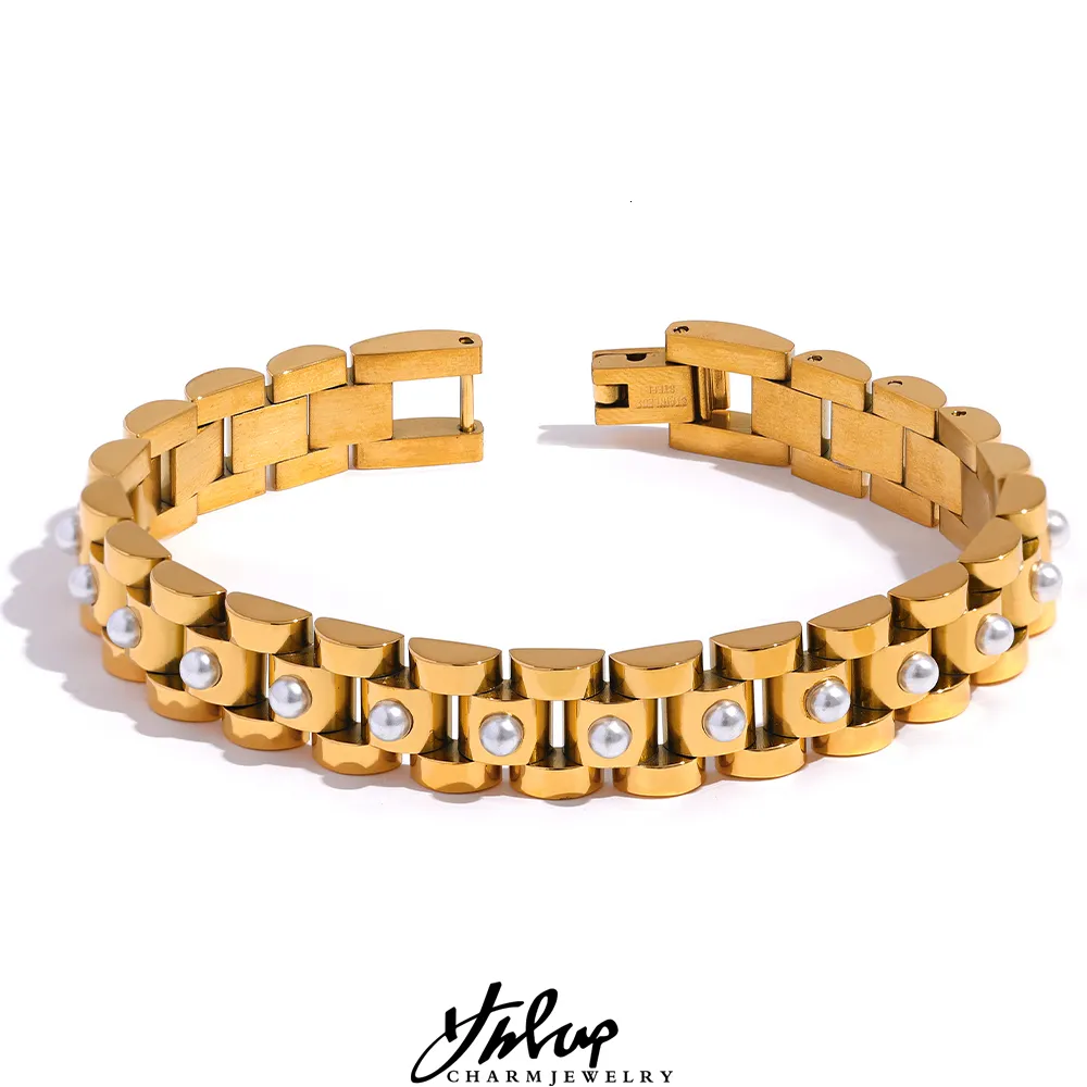 Buy Pearl Jewellery | Latest Pearl Jewellery Designs | Abharan Jewellers