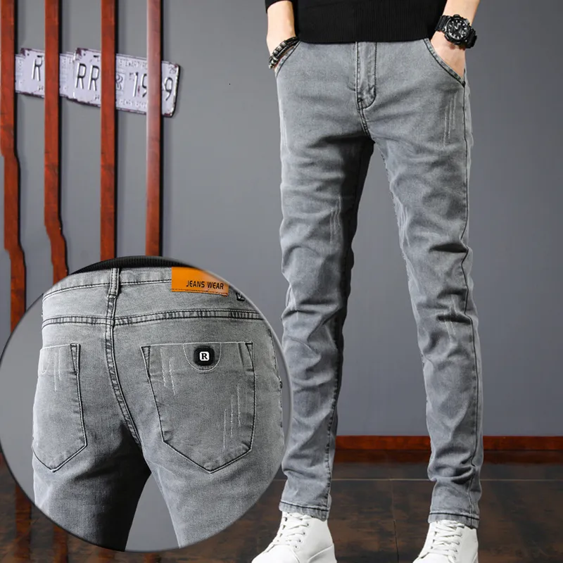 Jeans pour hommes Denim été coupe mince petits pieds haute marque de mode élastique cool pantalons longs 230825
